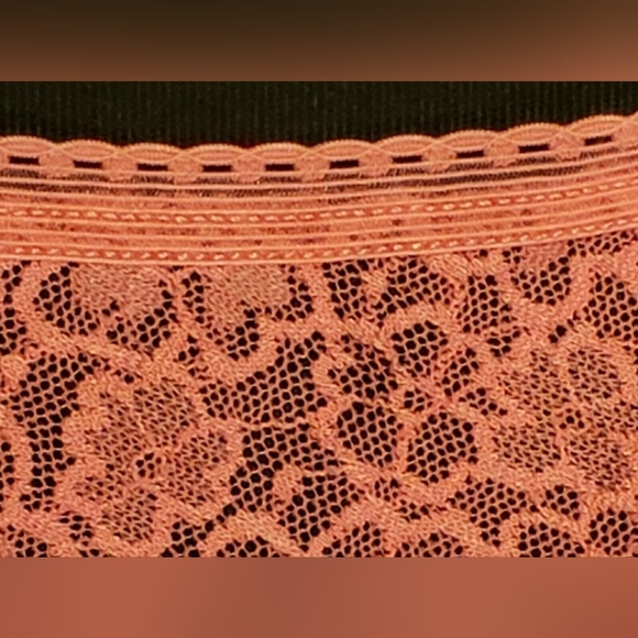 TWO (2) TWO New So Brand Carmine Rose Size Small G-String Thong Lace - Picture 7 of 9